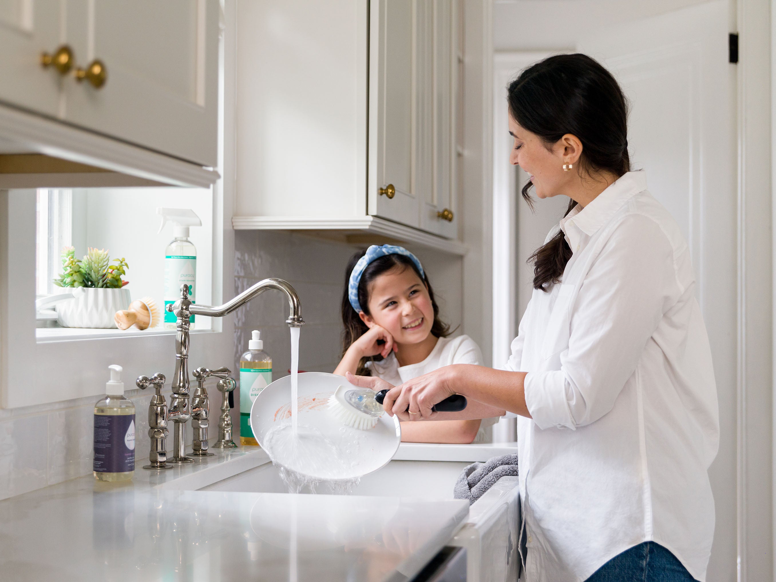 The Psychology and Benefits of House Cleaning
