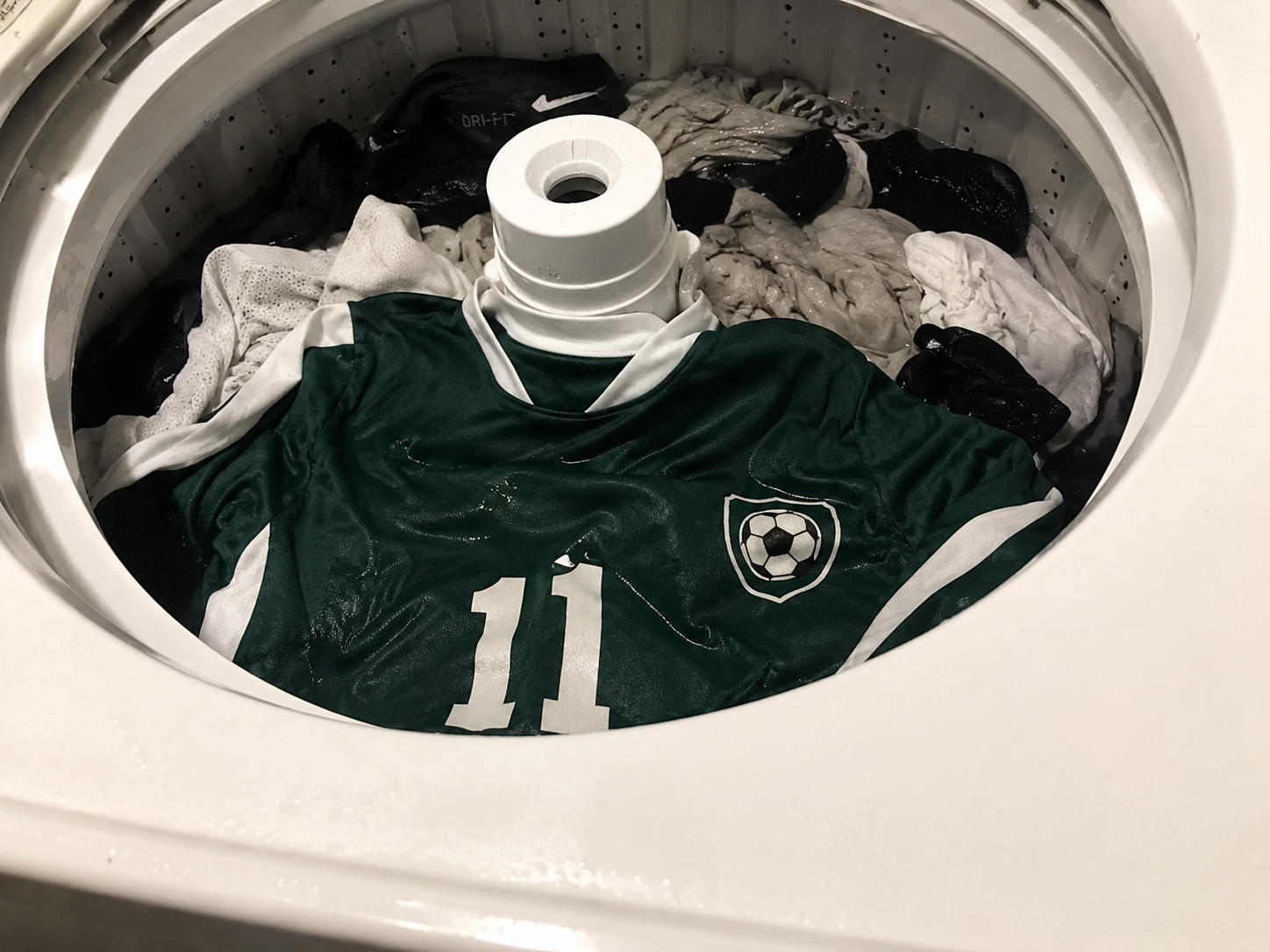 The Night-Before Jersey Panic: Simple Laundry Habits for Stress-Free Game-Day Mornings