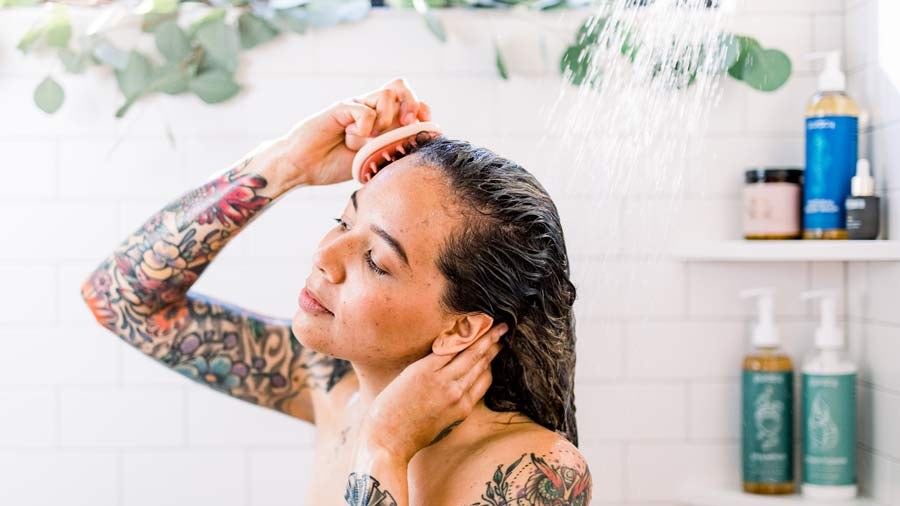 How To Create an Eco-Friendly Hair and Skincare Routine