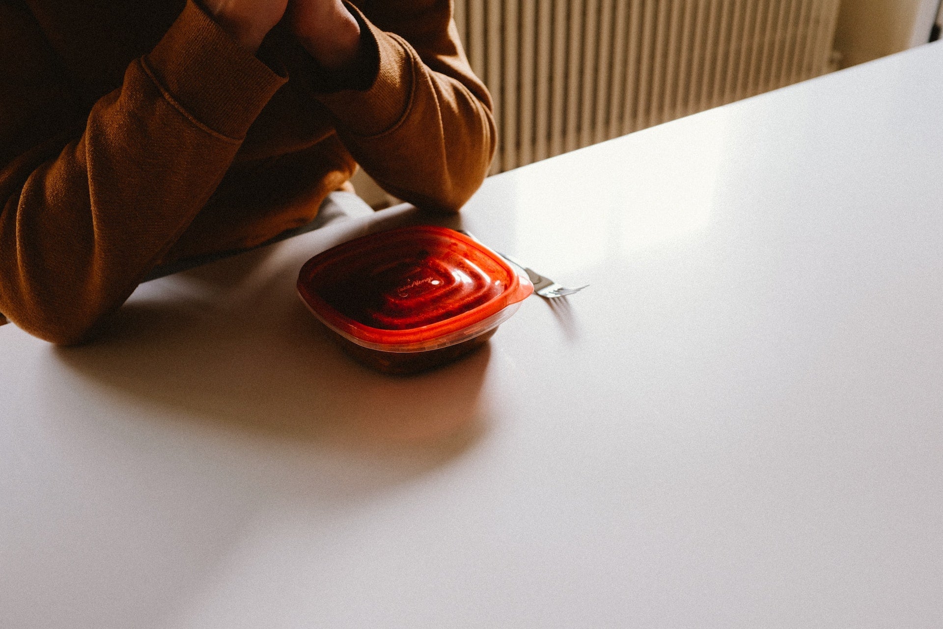 How to Effectively Remove Stains & Smells From Your Tupperware
