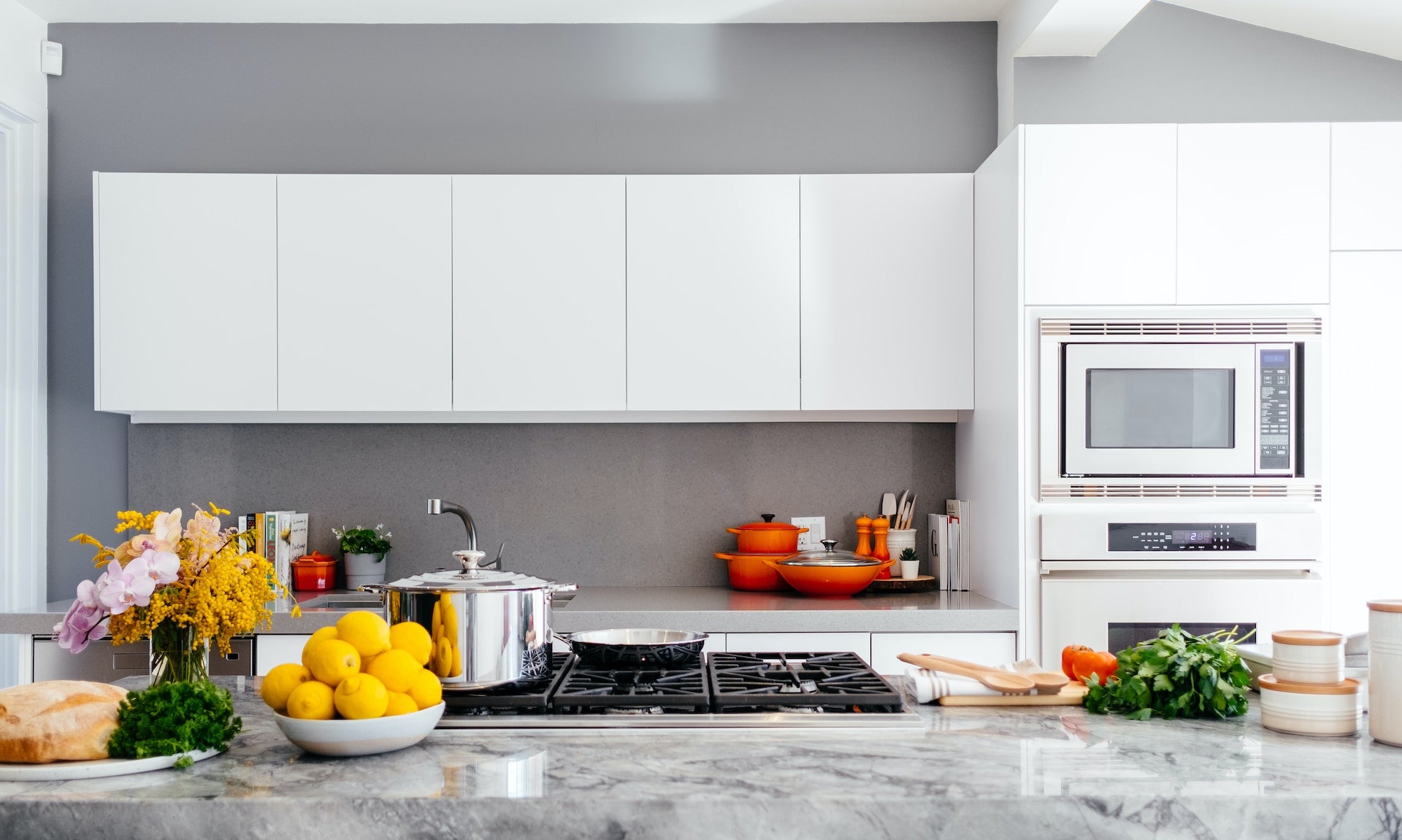 How to Clean and Maintain a Quartz Countertop