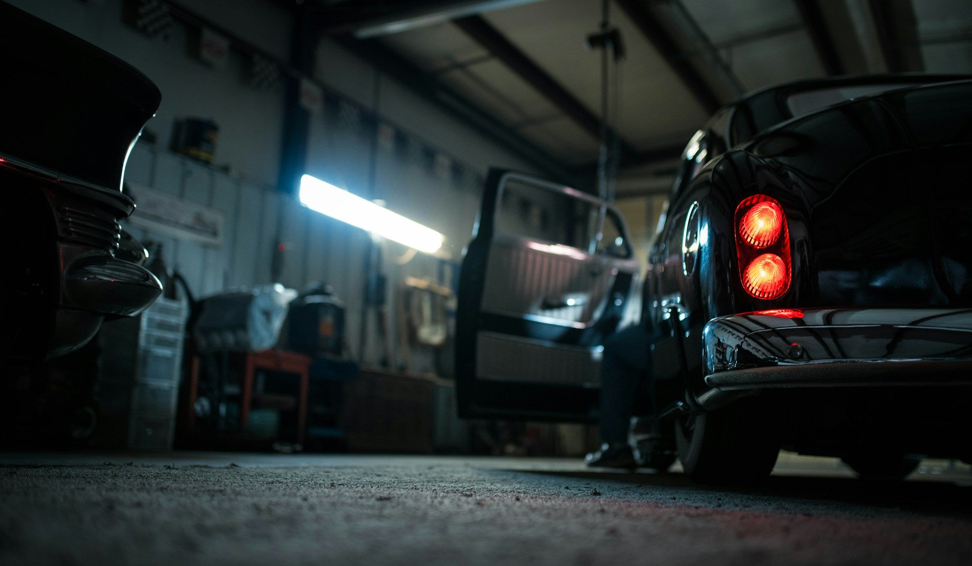How to Clean Your Garage Floors