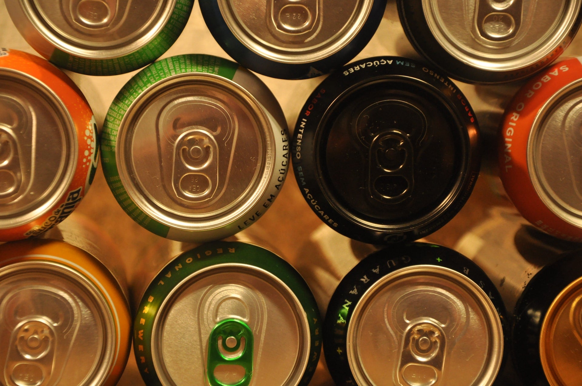 Aluminum vs. Plastic: Which One is the Most Sustainable Option?